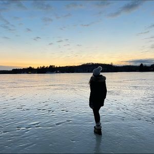 Meet your Posher, Larissa